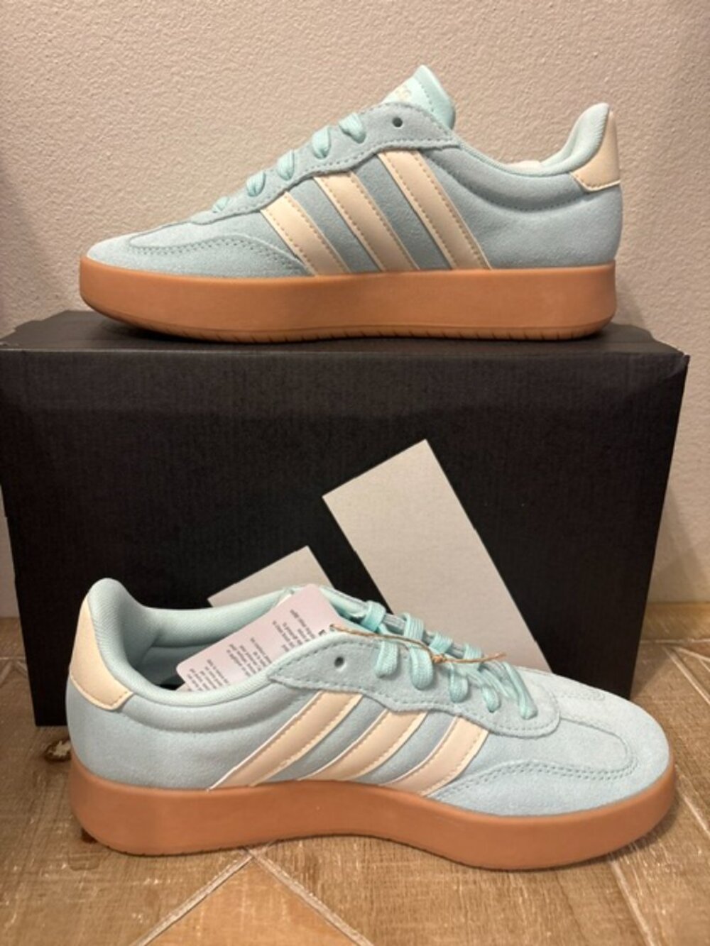 NEW adidas Barreda Sneakers Semi Flash Aqua Suede JR1199 Sizes 7.5-10 - Picture 6 of 8
